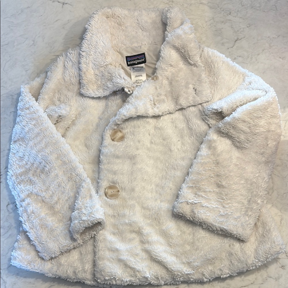 Patagonia Cream Pea Coat with Fluffy Texture